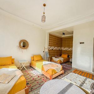 Dormitory Room Mixed